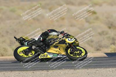 media/Nov-02-2025-CVMA (Sun) [[337aff29ab]]/Race 17-Amateur Supersport Middleweight/